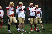 2018-04-01  Foot Américain