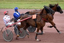 D6 Mauquenchy 21-08-02 456   Photo ACG